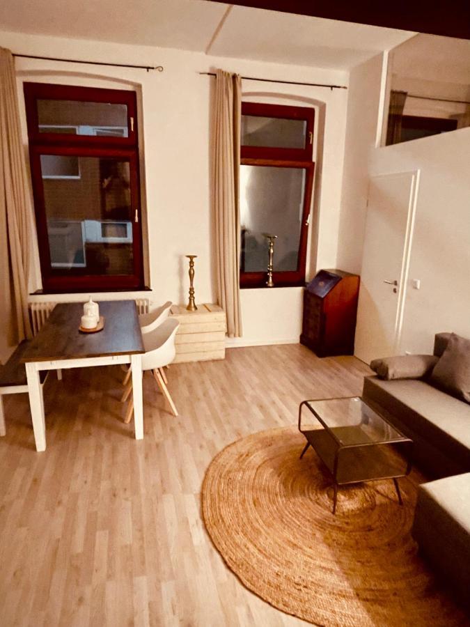 Retro Appartement Im Herzen Von Koeln Deutz エクステリア 写真