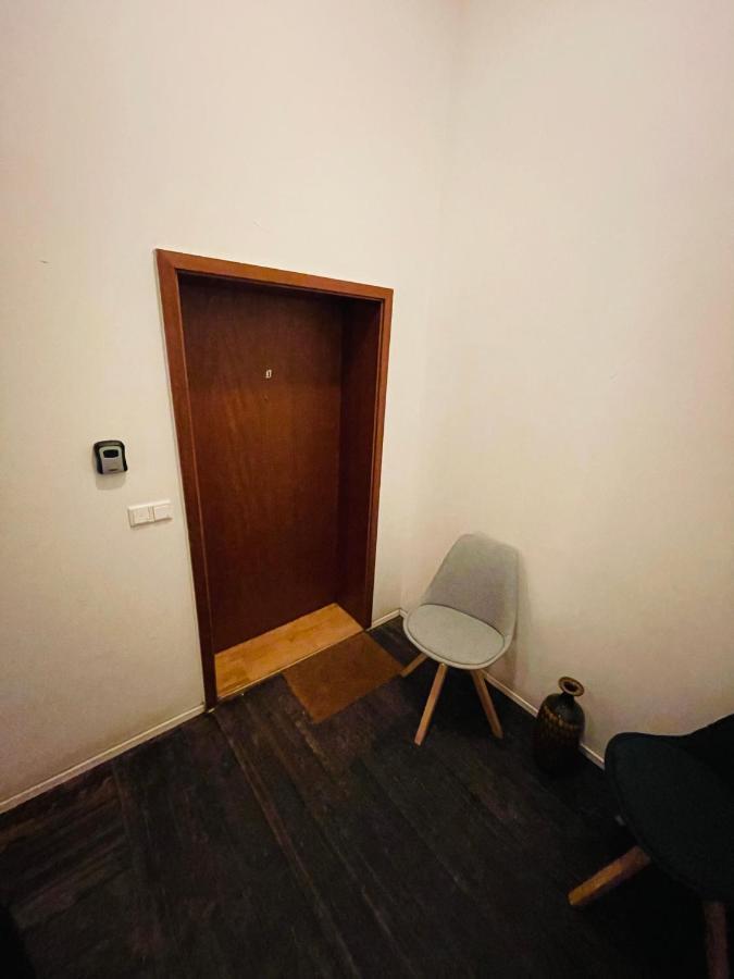 Retro Appartement Im Herzen Von Koeln Deutz エクステリア 写真